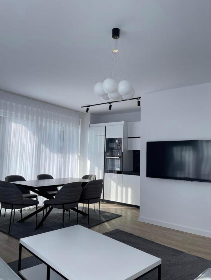 Airstay Pristina Extérieur photo