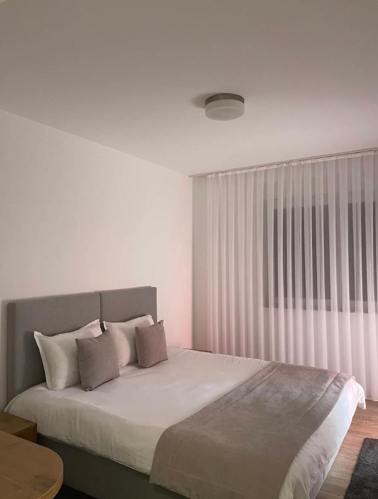 Airstay Pristina Chambre photo