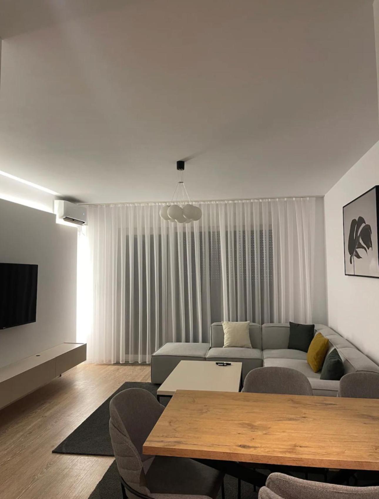 Airstay Pristina Chambre photo
